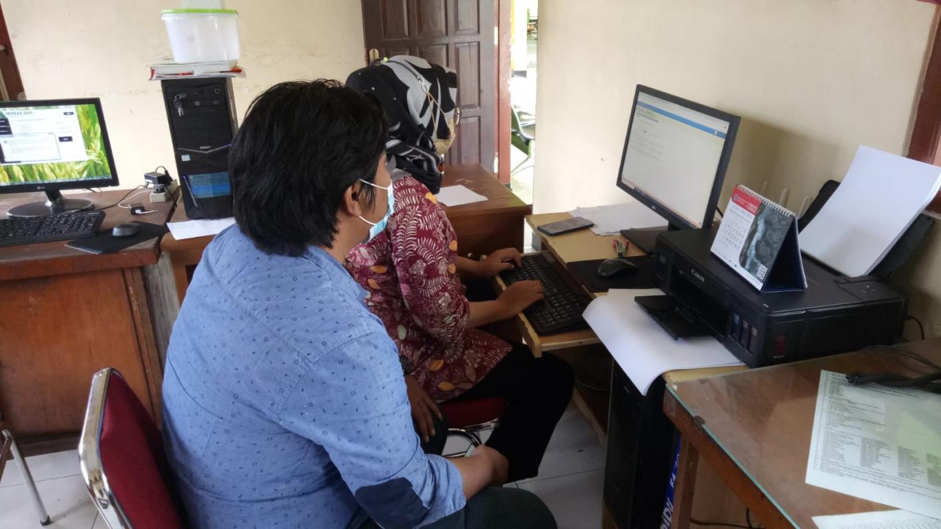 Kalurahan Tirtomartani Menerima Kunjungan Pendamping SID